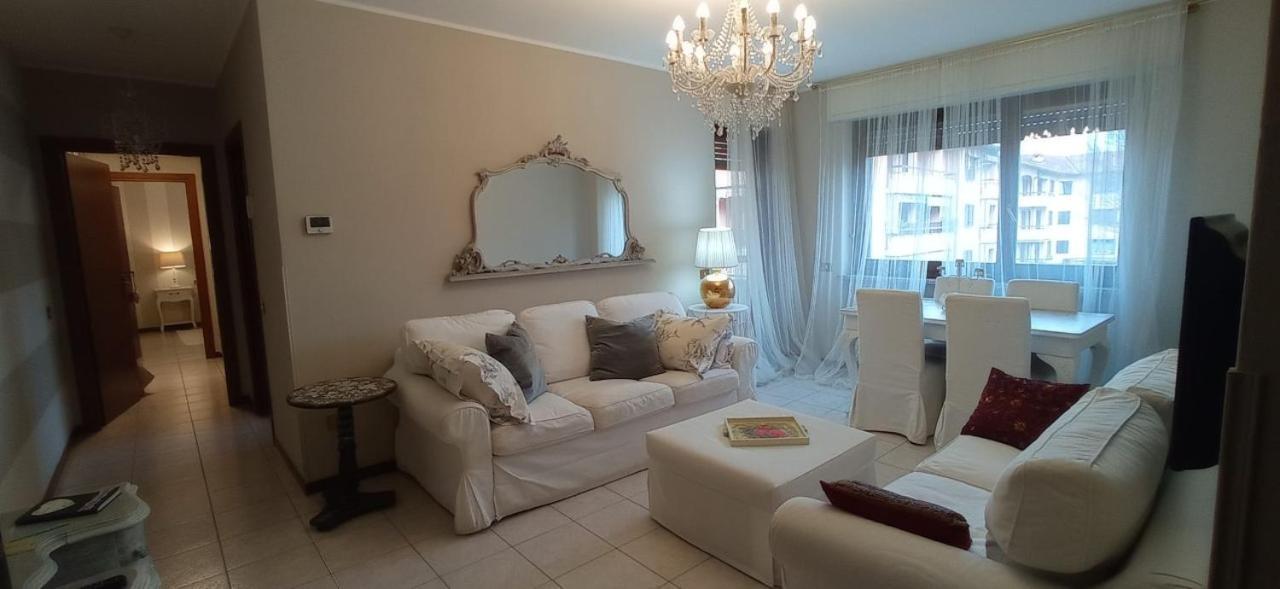 Fiorenza House Luisago Екстериор снимка