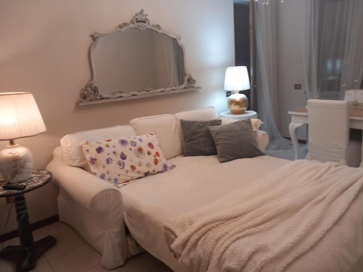 Fiorenza House Luisago Екстериор снимка