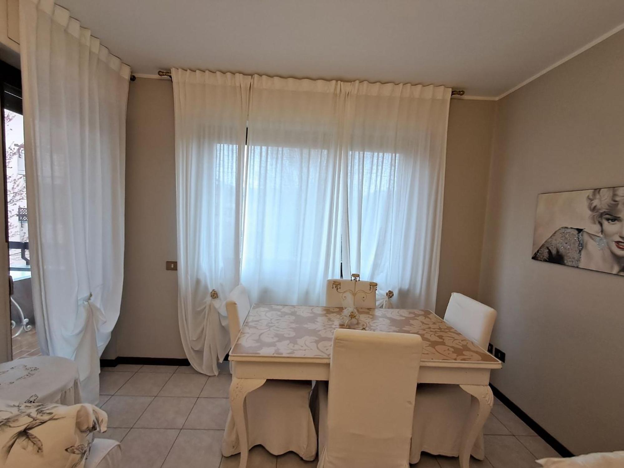 Fiorenza House Luisago Екстериор снимка